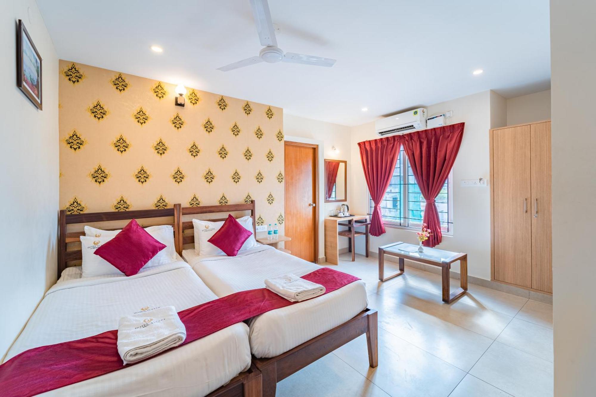 Hotel VI Park - City Centre Pondicherry Exterior foto